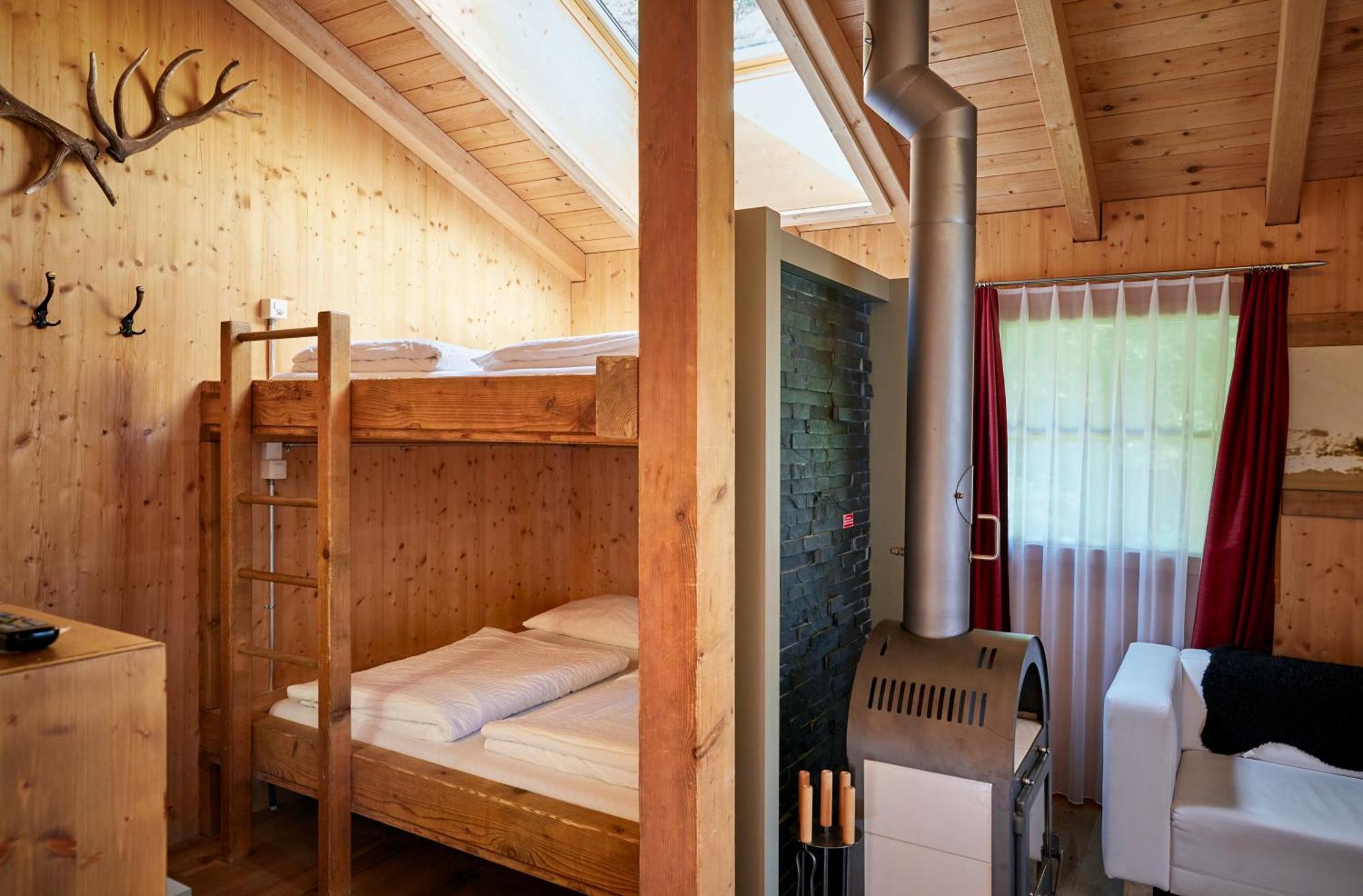 Huettenhotel Husky Lodge Муотаталь Экстерьер фото